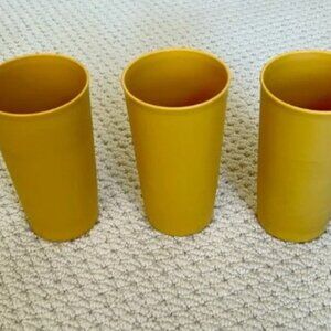 Tupperware Vintage Tupperware Set of 3 Yellow Tumblers Drinkware Perfect Cond. 3
